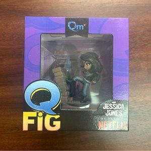Jessica Jones Marvel Netflix Figurine Collectible Loot Crate Exclusive Q Fig